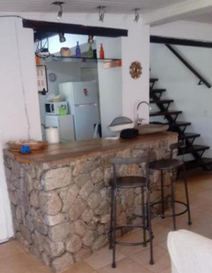 De Familiar Homestay *